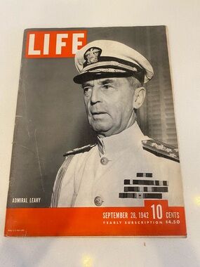 LIFE Magazine September 28, 1942 - Admiral Leahy Cover